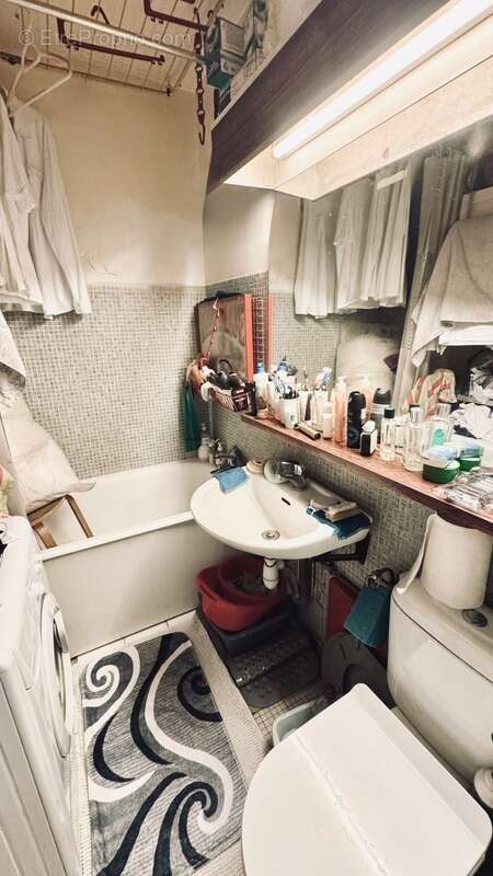 Appartement à PARIS-20E