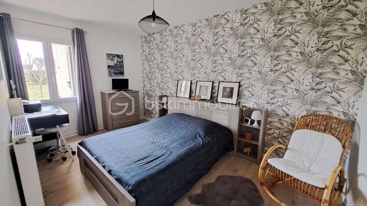 Maison à SAINT-ASTIER