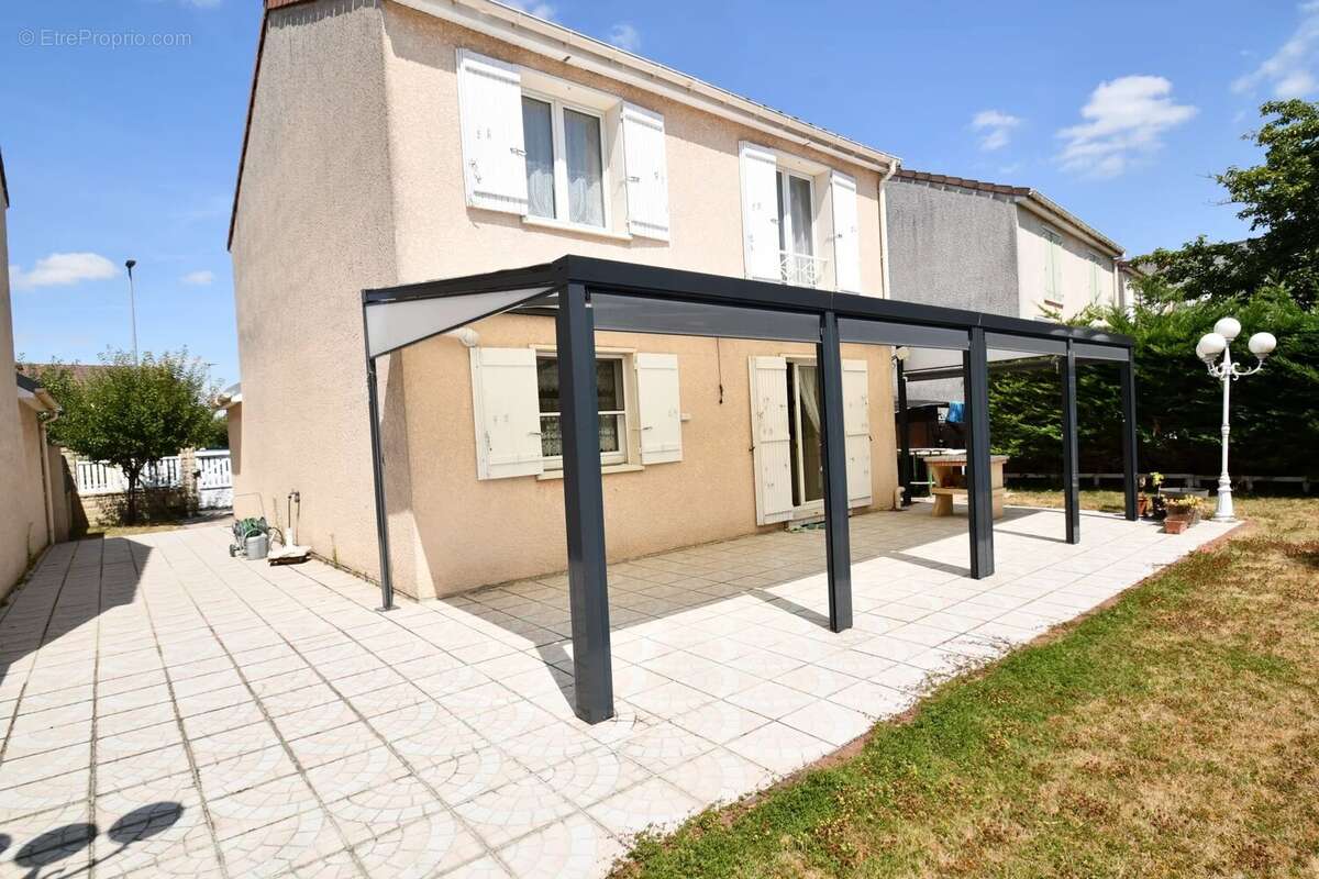 Maison 93 m² à Sevran  - photo 9
