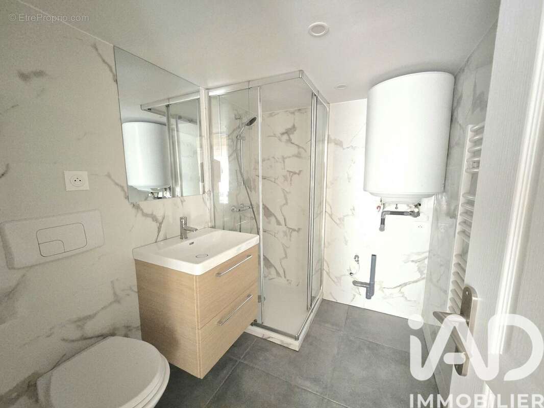 Photo 3 - Appartement à MARSEILLE-2E
