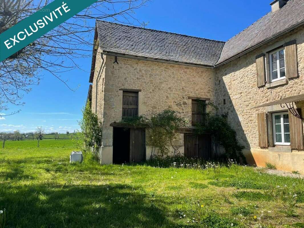 Photo 2 - Maison à ANGLARS-SAINT-FELIX