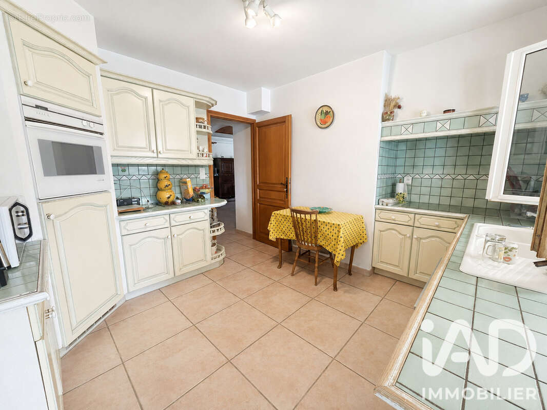 Maison 138 m² à Sainte-Maxime  - photo 8