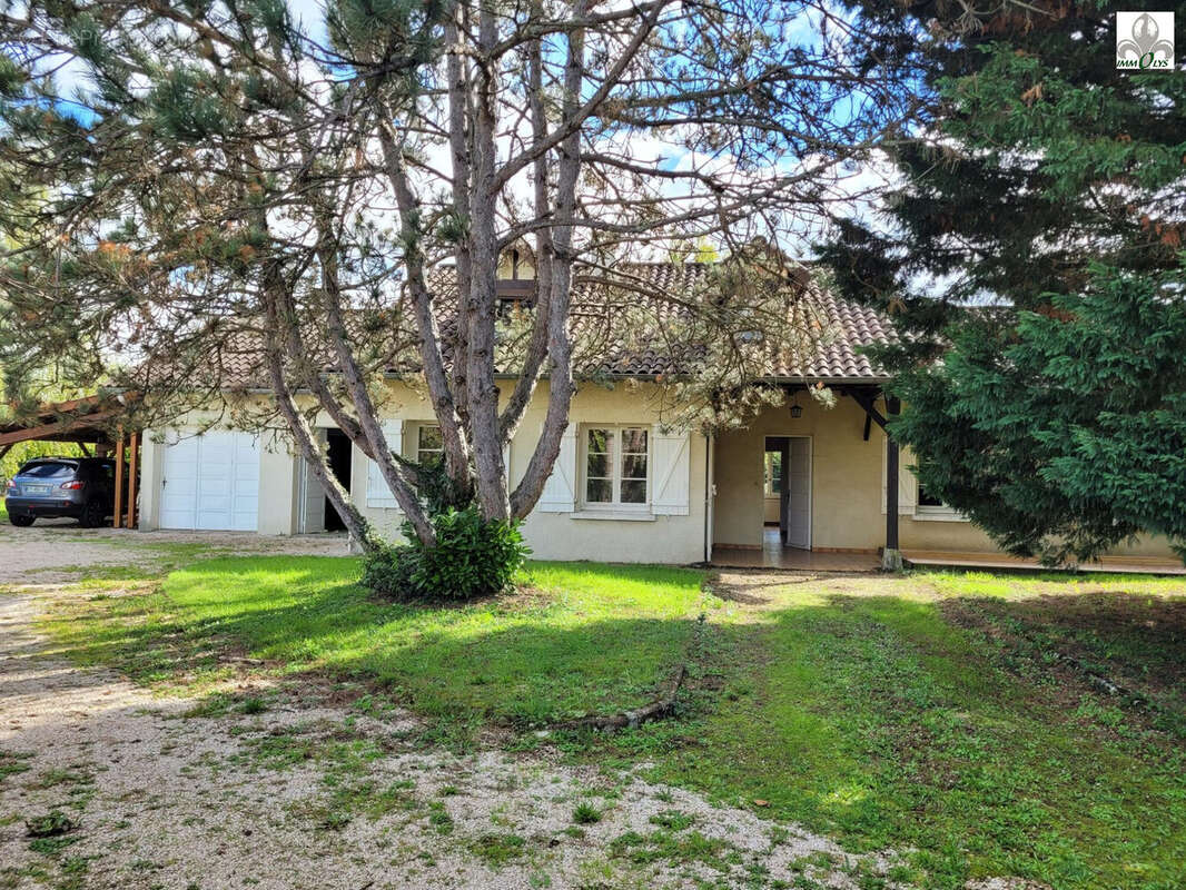 Maison à LA GENETE