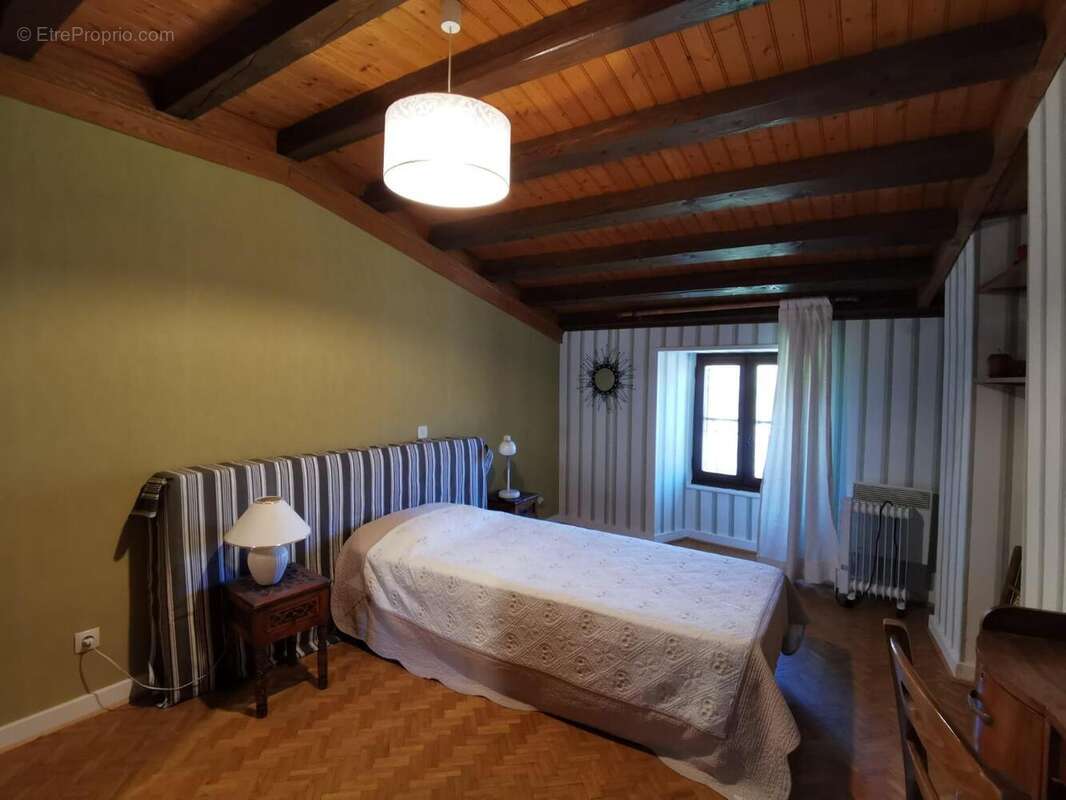   - Maison à LA SOUCHE