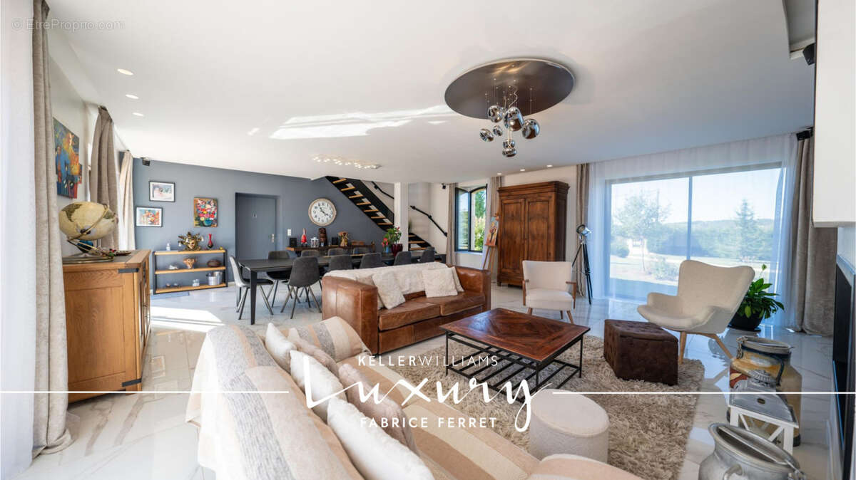 Maison à SIORAC-EN-PERIGORD