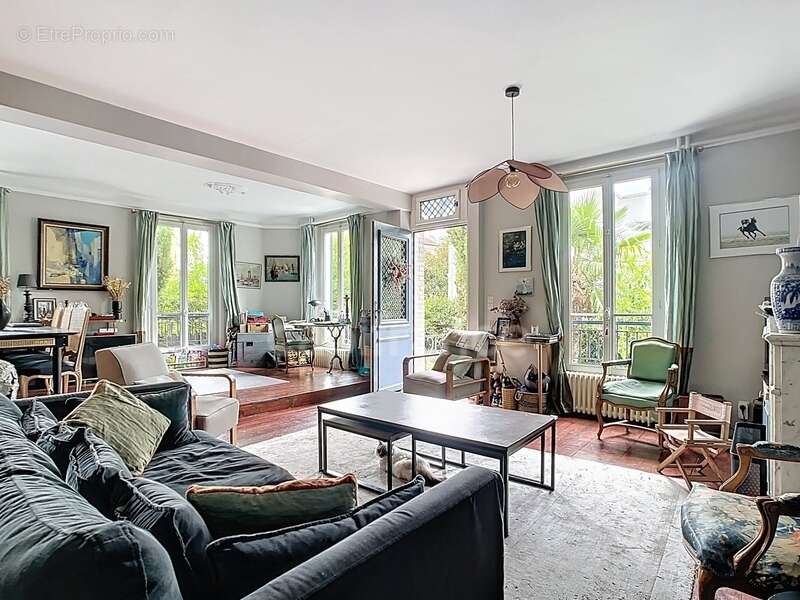 Maison à ASNIERES-SUR-SEINE