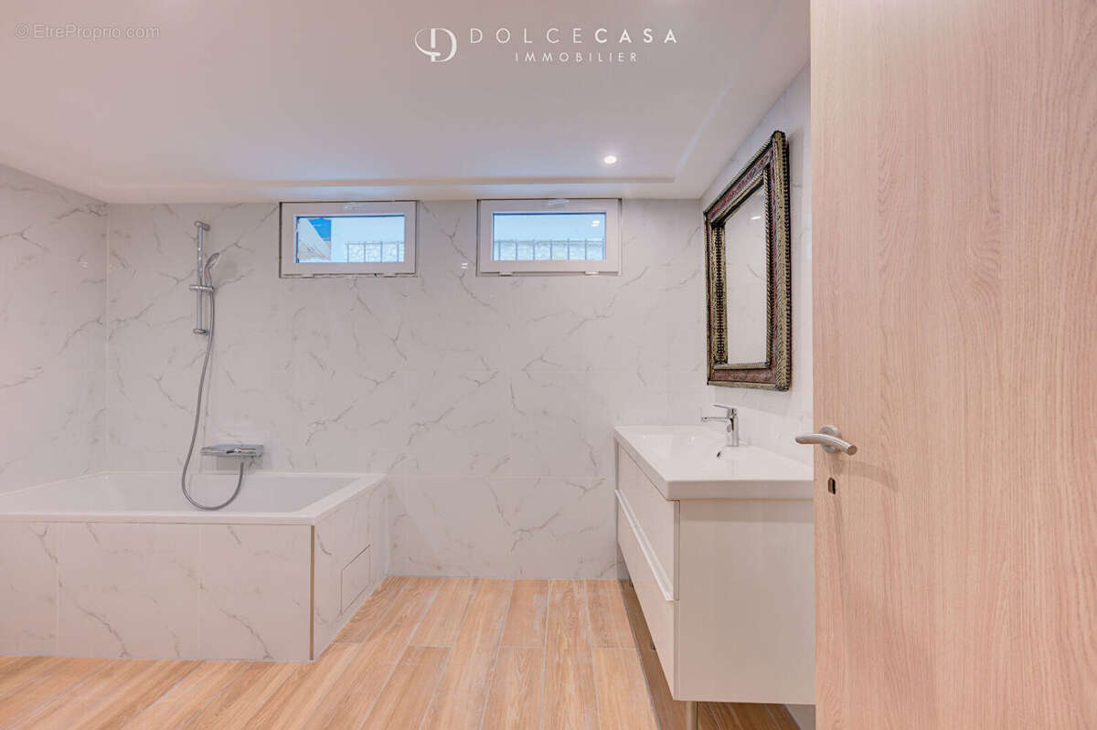 Maison à LE PERREUX-SUR-MARNE