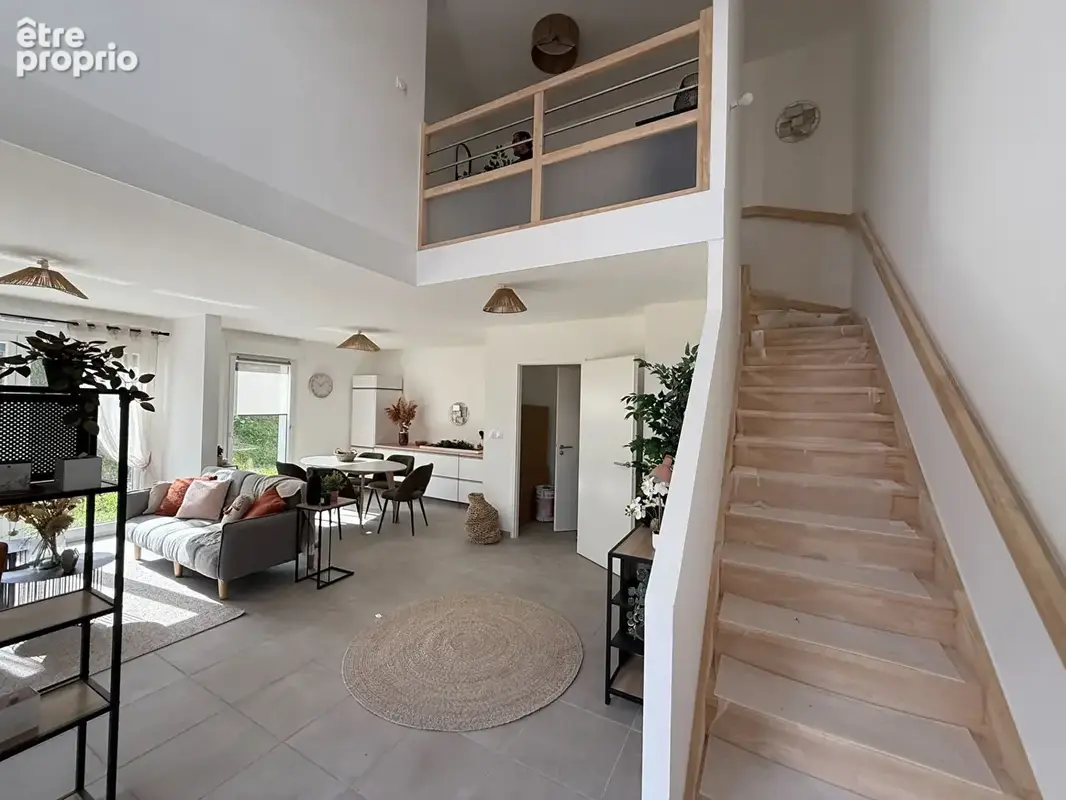 SCIEZ - T5  duplex en rez-de-jardin - photo 1