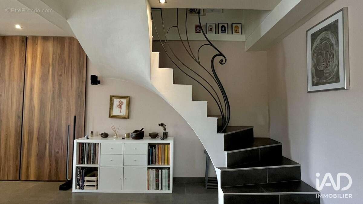 Photo 5 - Maison à CUERS