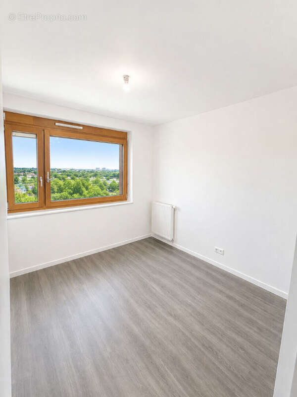 Fontainebleau Superbe appartement 3 pièce(s) 71 m2 - photo 4