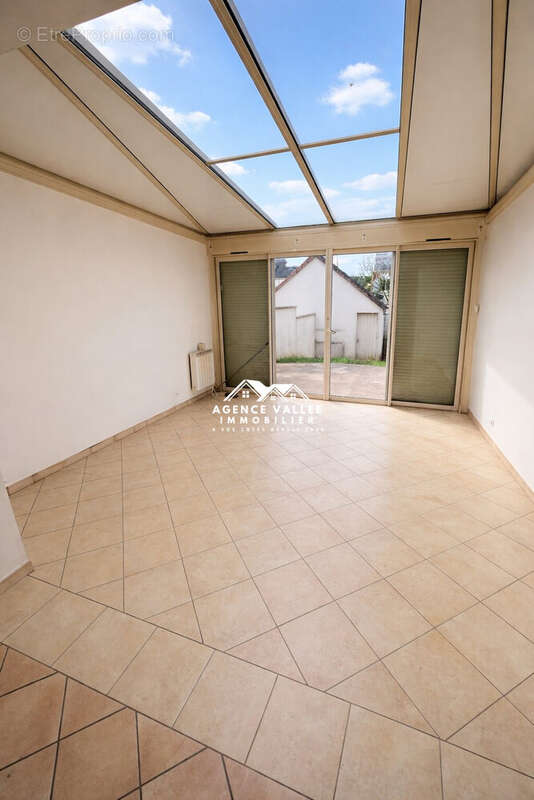 Maison à SAINT-PIERRE-DU-PERRAY