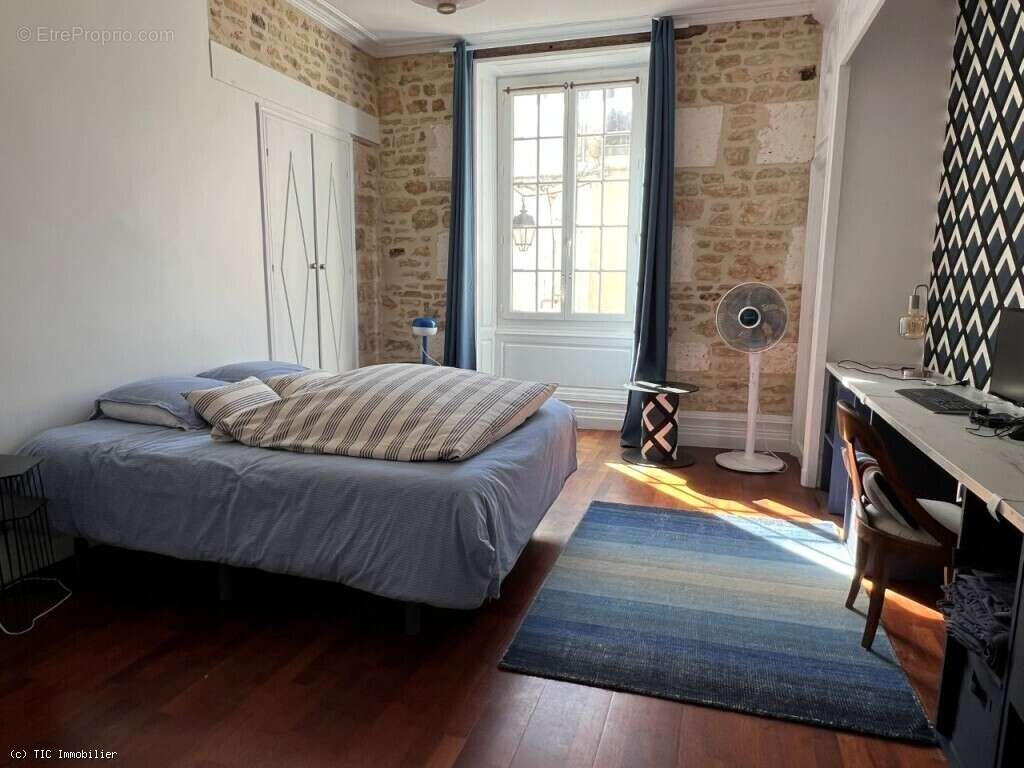 Maison à RUFFEC