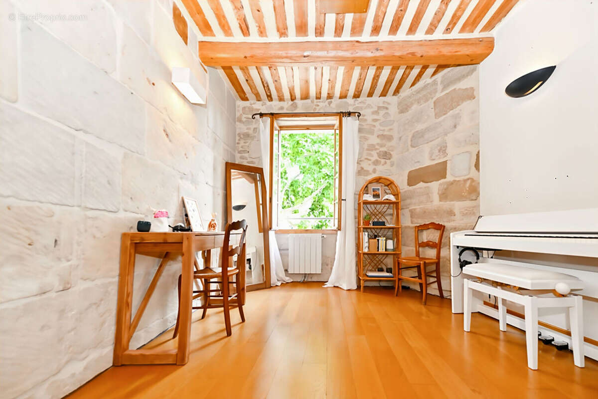 Maison à BARBENTANE