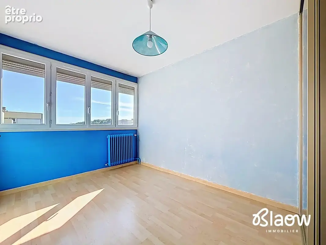 Appartement 4 pièces 77 m² à vendre à Bron (69500) - photo 5