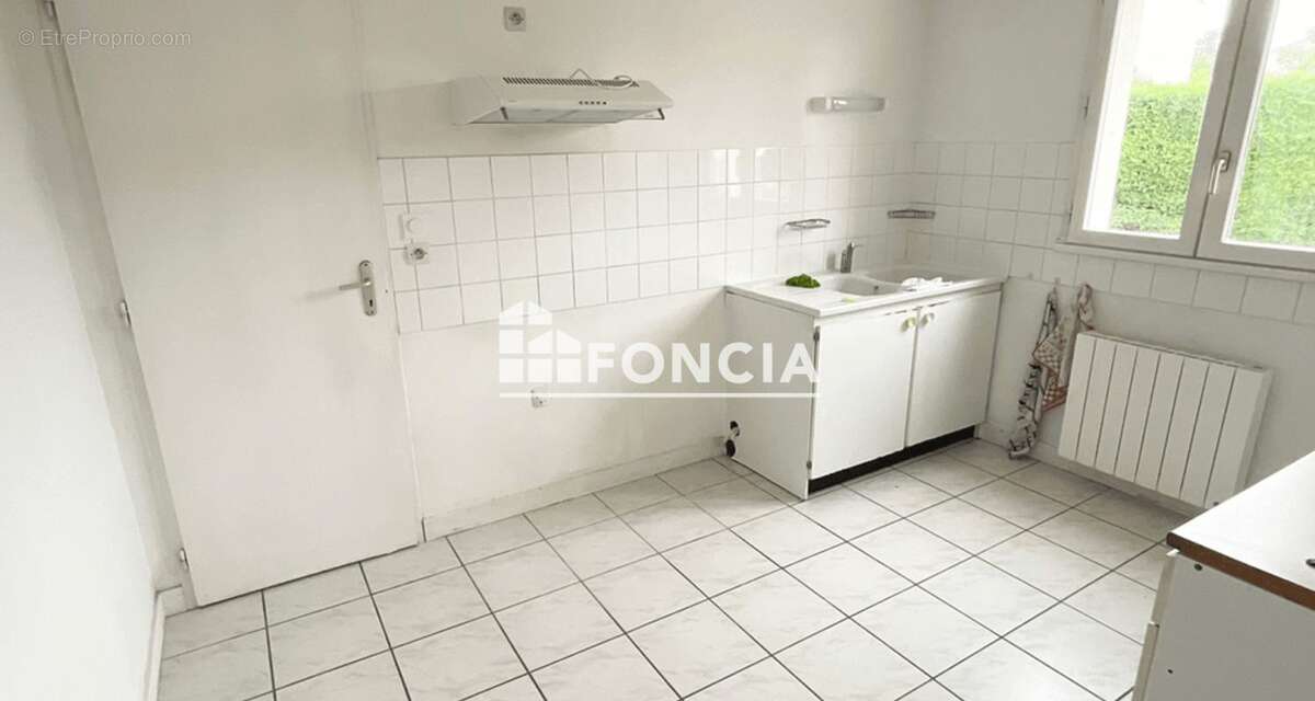 Maison à VAUX-SUR-MER