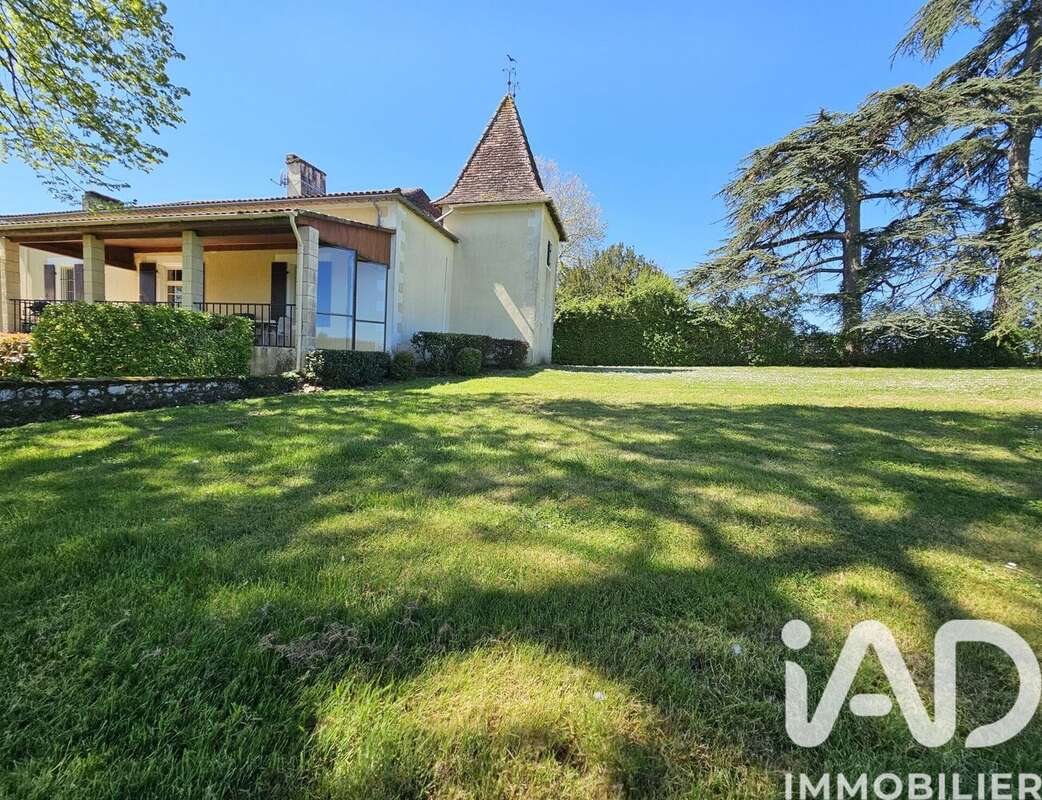 Photo 4 - Maison à CANTILLAC