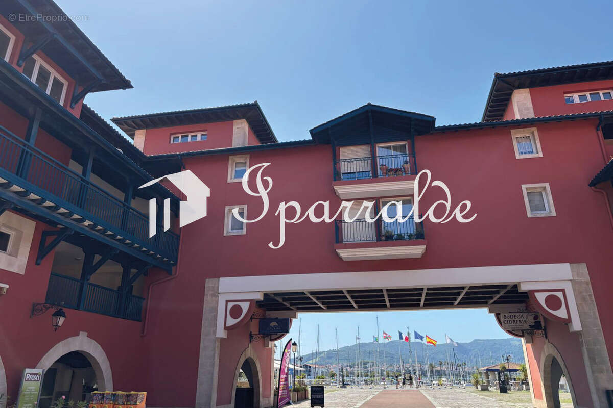 Face au Port de Plaisance d'Hendaye, une adresse d'exception entre Océan et Montagnes - photo 22