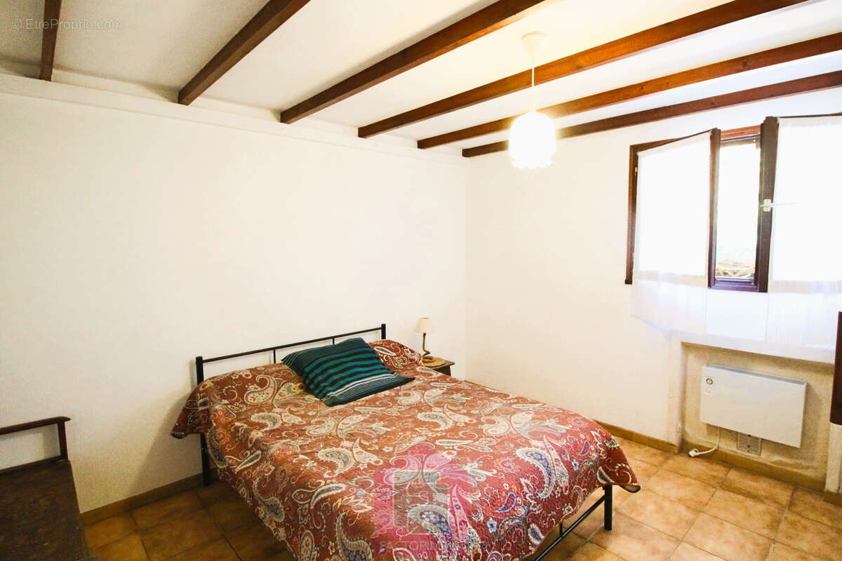 Maison à MONTAYRAL