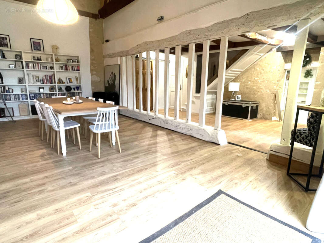 Maison à RIVARENNES