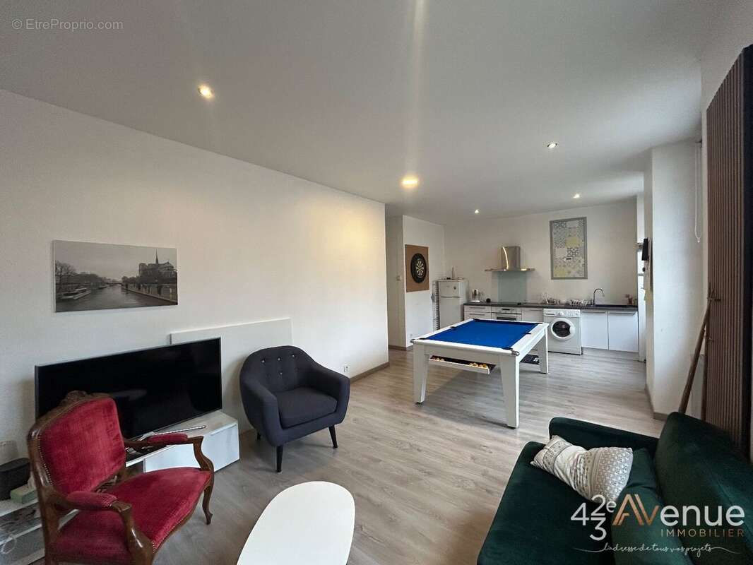 Appartement à SAINT-ETIENNE