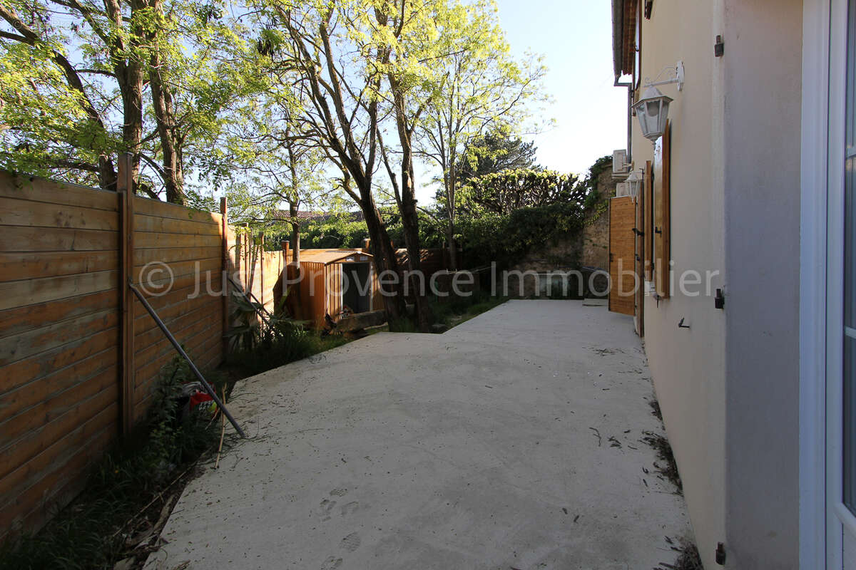 Appartement à CAROMB