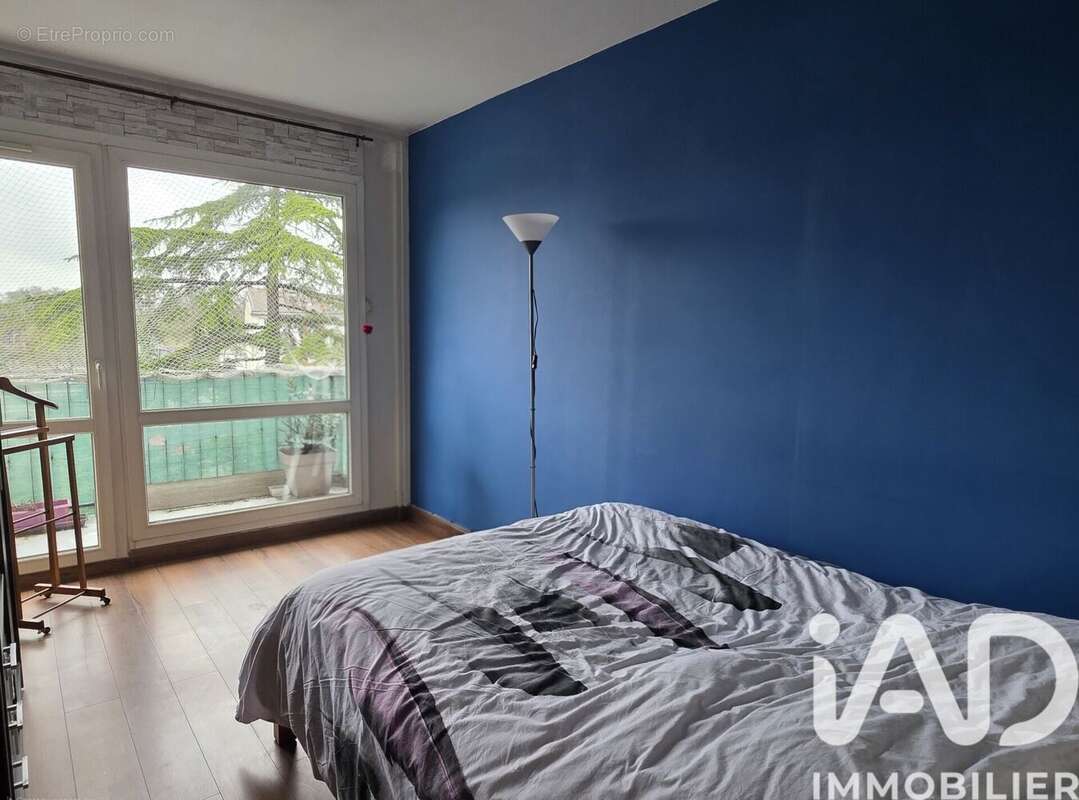 Photo 9 - Appartement à LIVRY-GARGAN