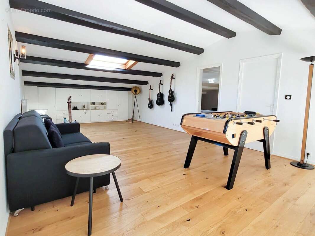 NICE CREMAT - Villa familiale avec piscine et terrains de jeux - photo 11