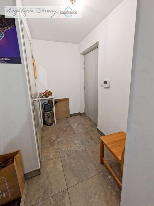 Lyon 5ᵉ – T1 Bis avec 2 parkings dans résidence sécurisée - photo 9