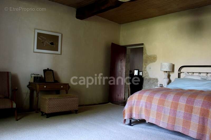 Maison à SAINT-CLAR