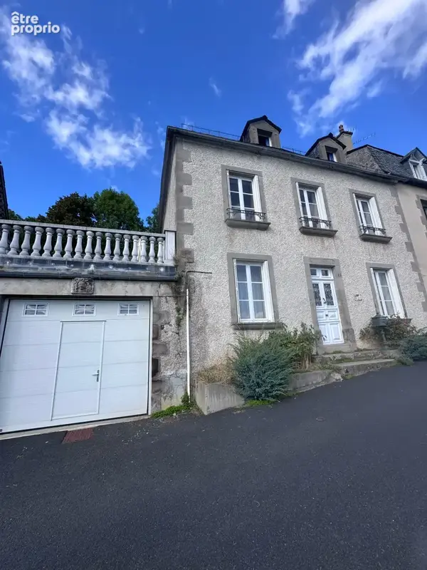Photo Maison à Murat au prix de 179 000€