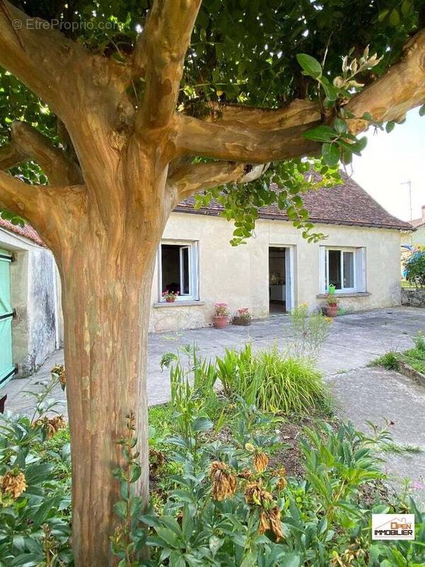 Maison à SAINT-SAUVEUR