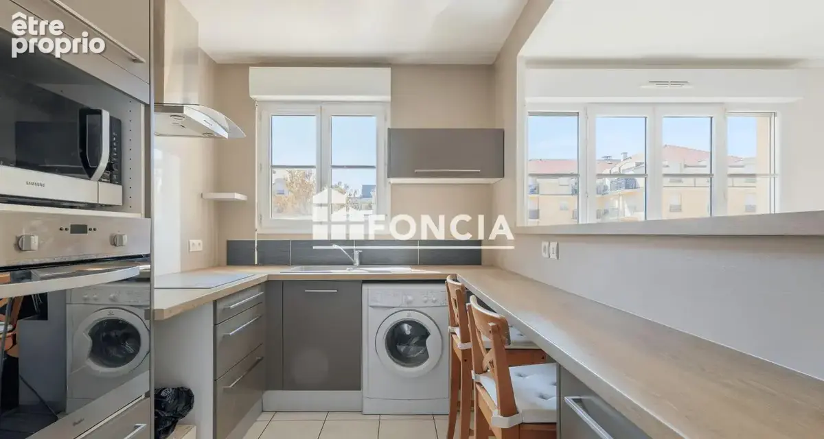 Appartement à BUSSY-SAINT-GEORGES