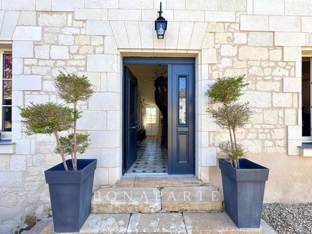 Varrains - propriété de charme avec gîte - photo 13