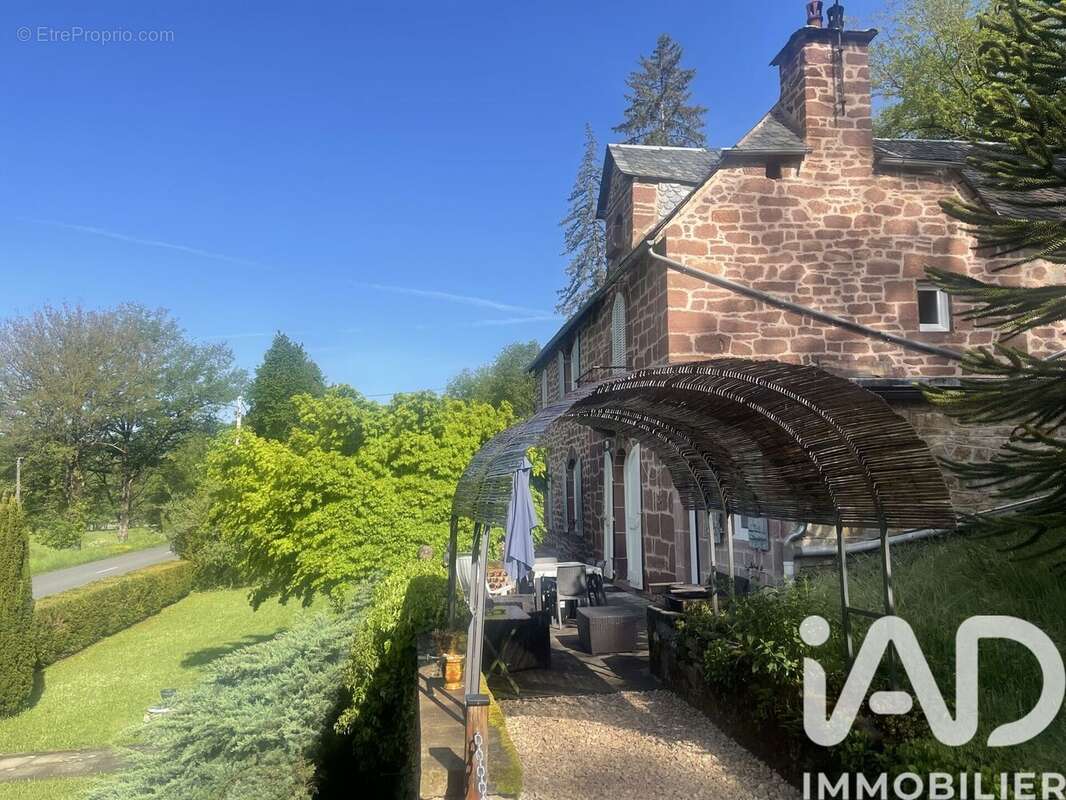 Photo 2 - Maison à SAINT-LAURENT-D'OLT