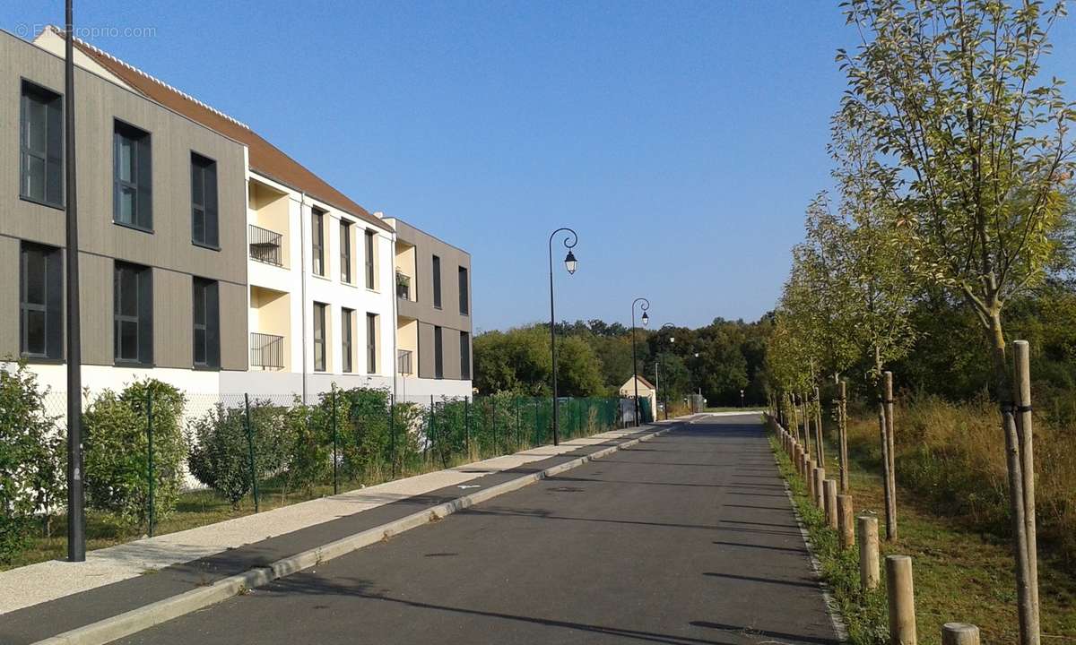Bureau de 253 M2 - photo 2