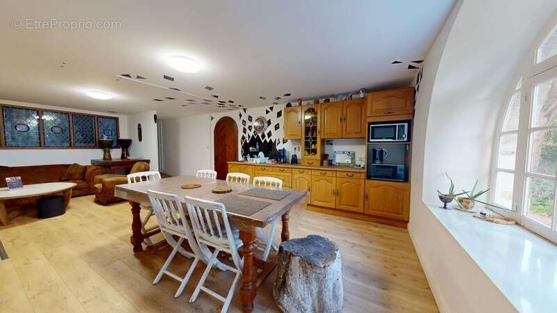 Maison à LE CELLIER