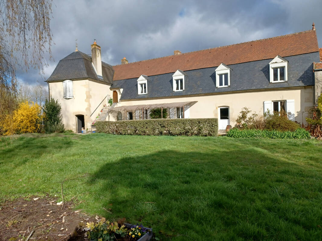 Maison à LA CHARITE-SUR-LOIRE