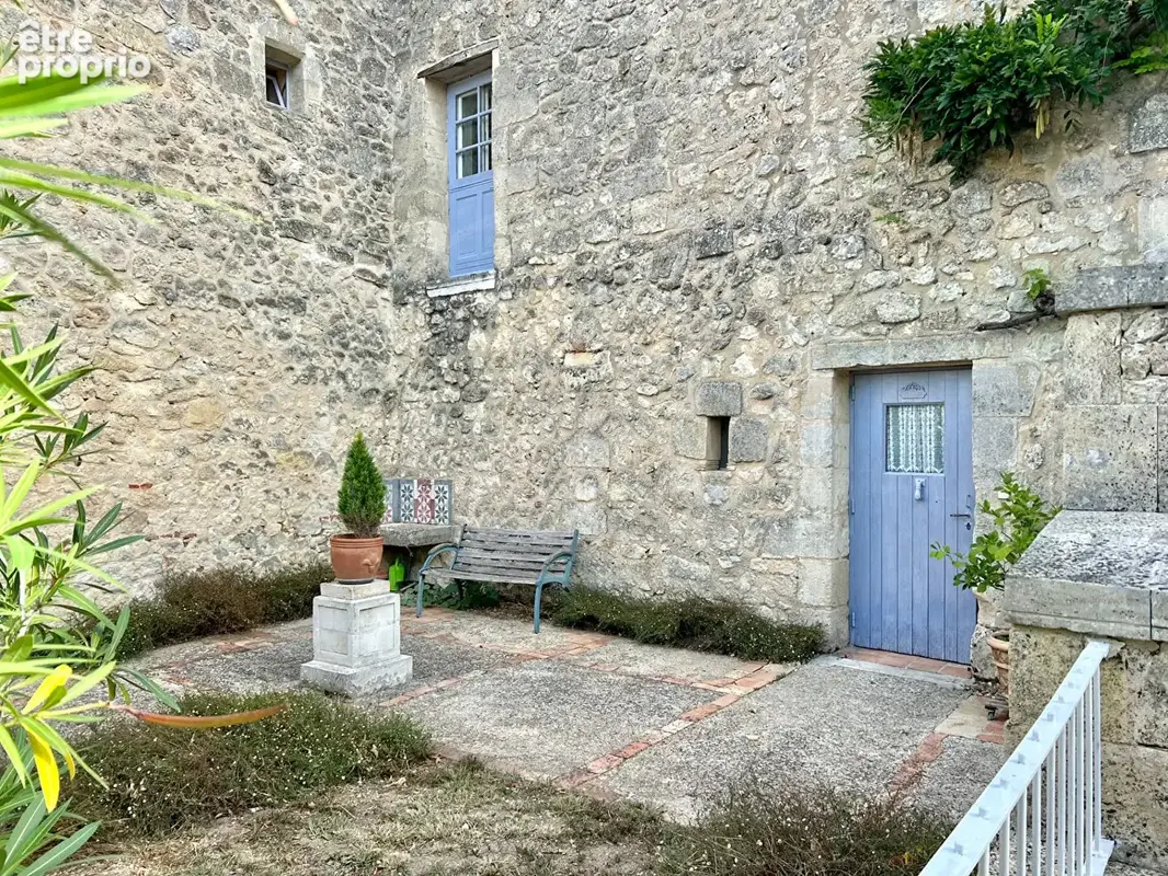 Grande maison de caractère en pierre à fort potentiel - photo 16