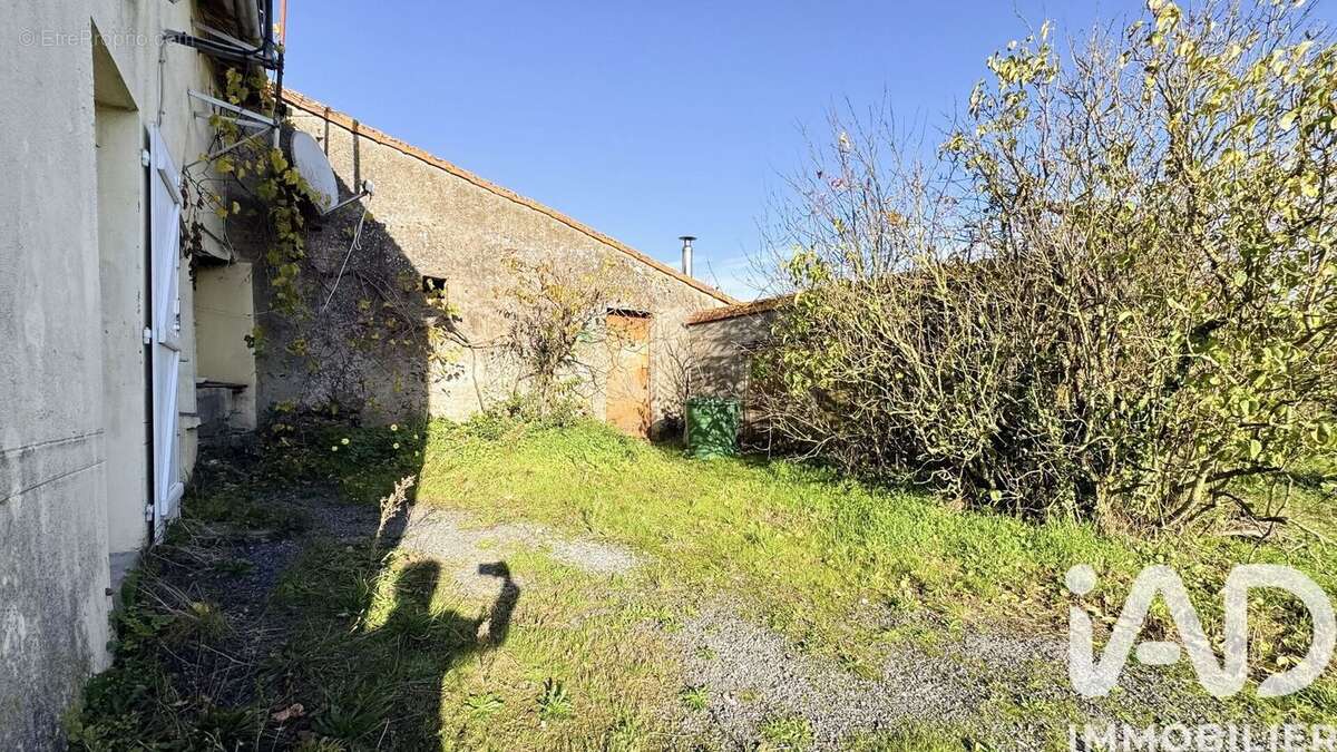Photo 5 - Maison à VENDRENNES