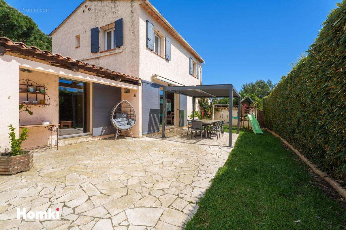 Maison à VILLENEUVE-LOUBET