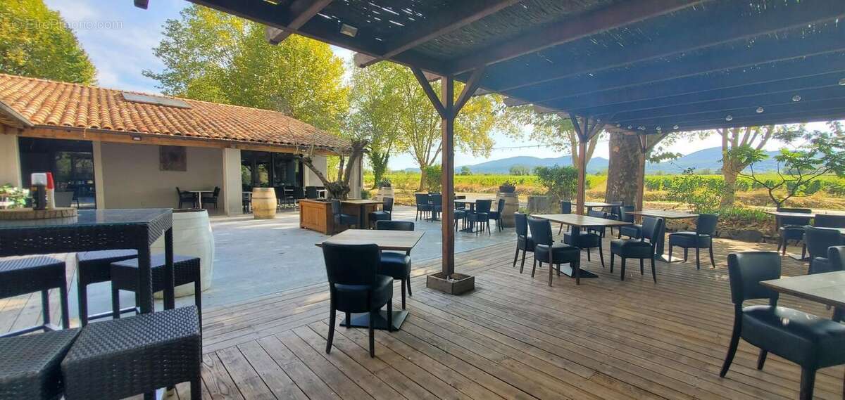 Bar  Restaurant  À Vendre sud Ardèche - photo 13