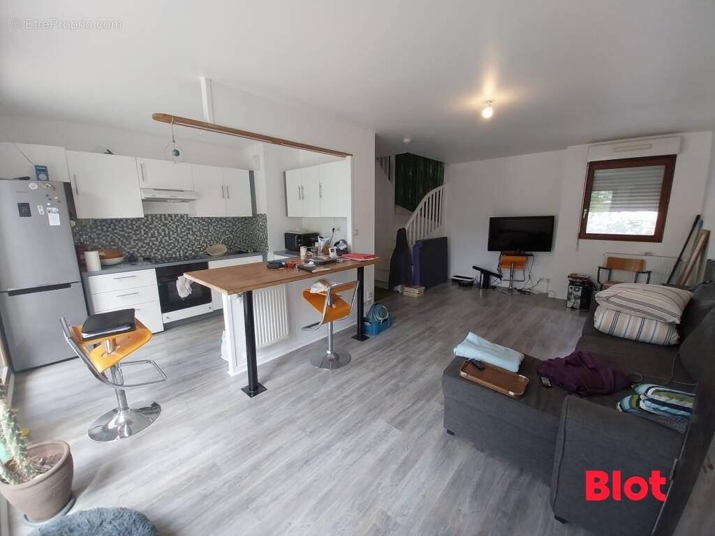 Appartement à SAINT-JACQUES-DE-LA-LANDE