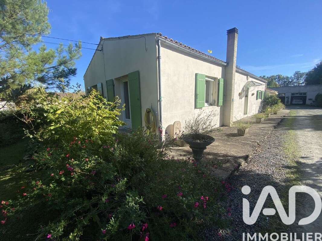 Photo 2 - Maison à FORGES