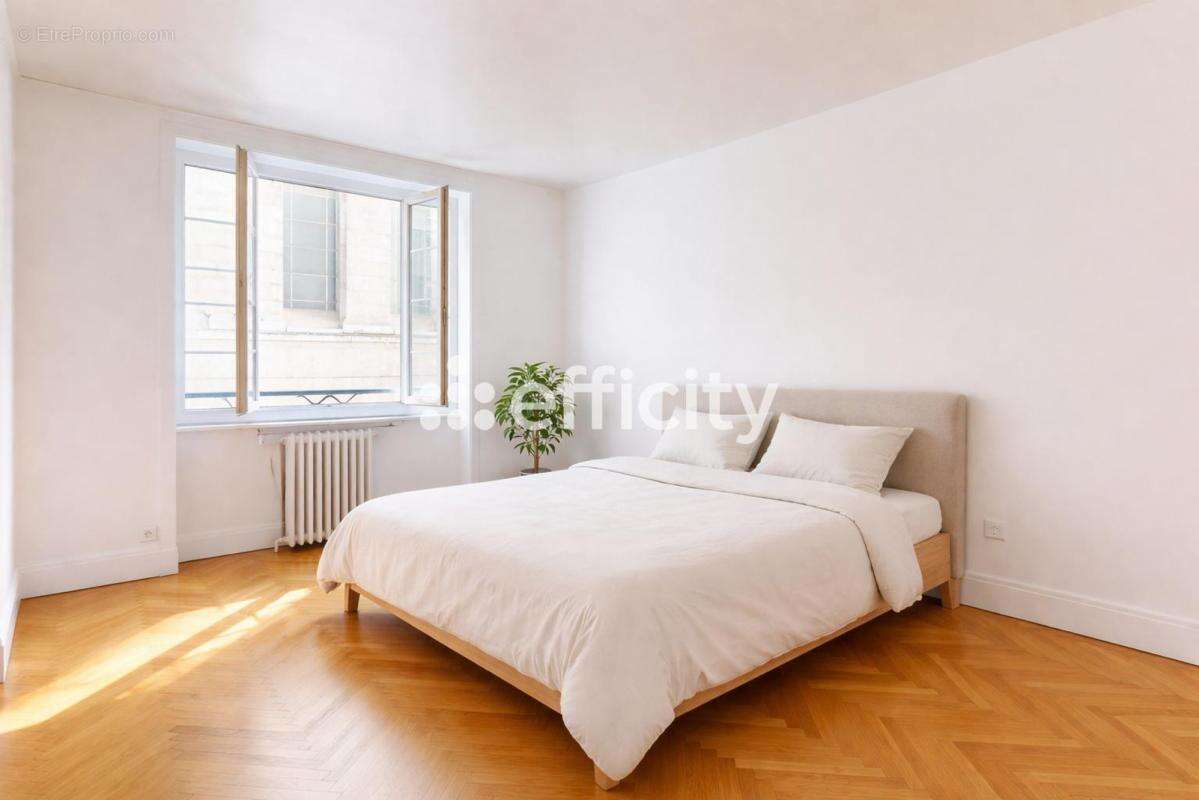Appartement à LYON-6E