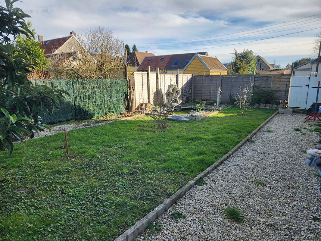 Maison à AIX-EN-OTHE