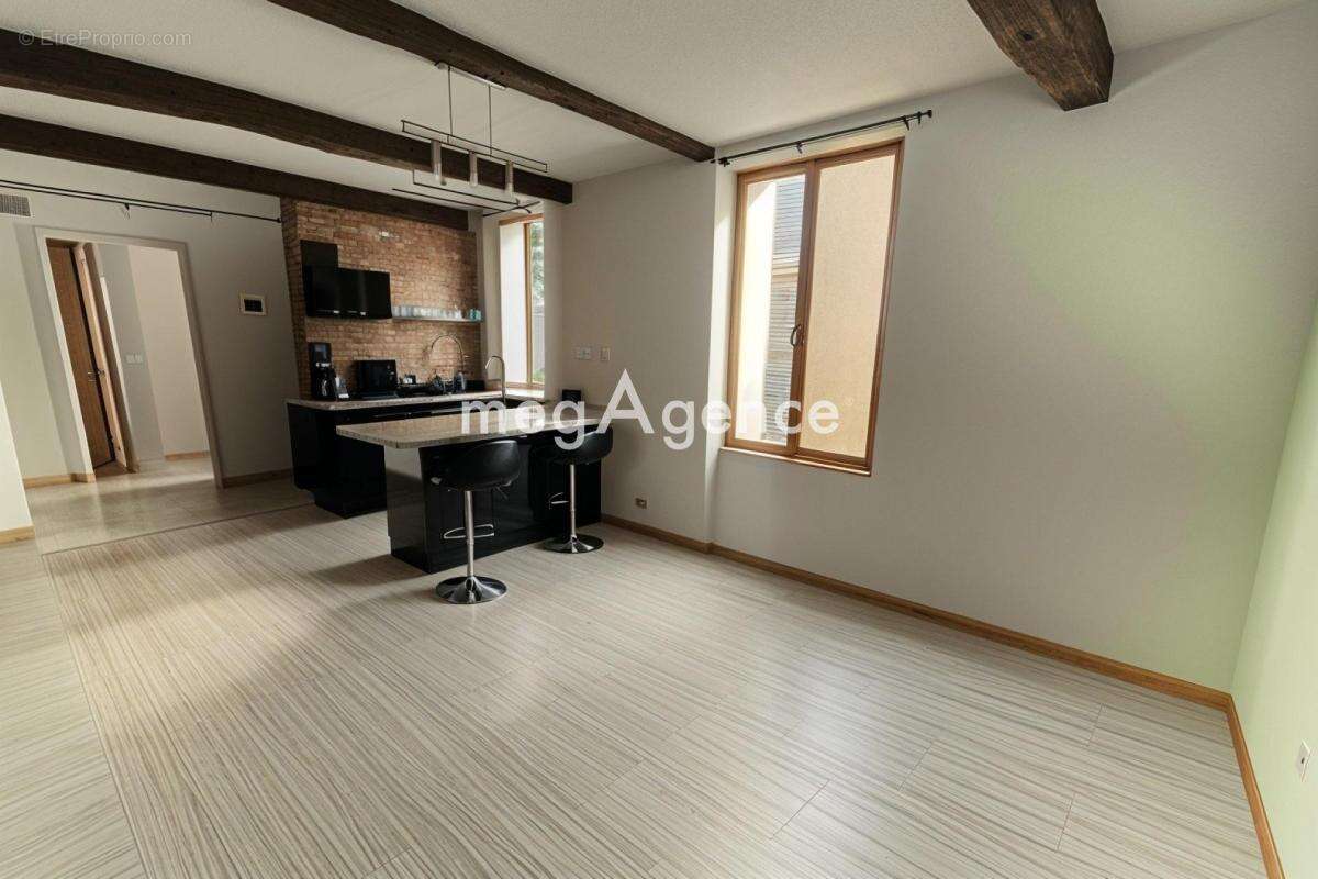 Appartement à HYERES