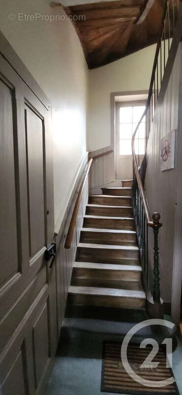 Maison 227 m² à Aurillac  - photo 18