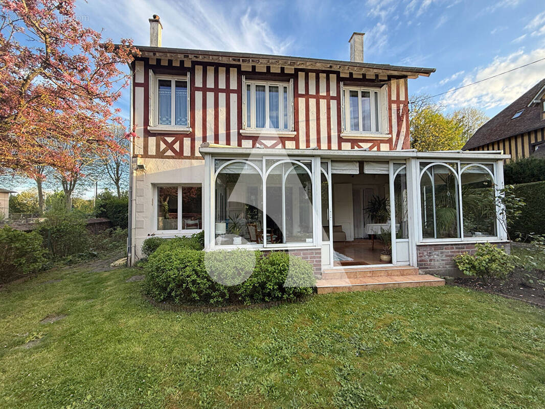 Maison à EVREUX
