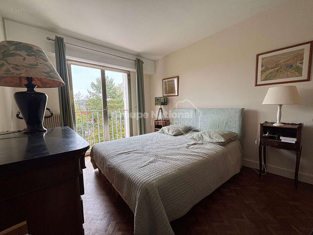Appartement à VERSAILLES