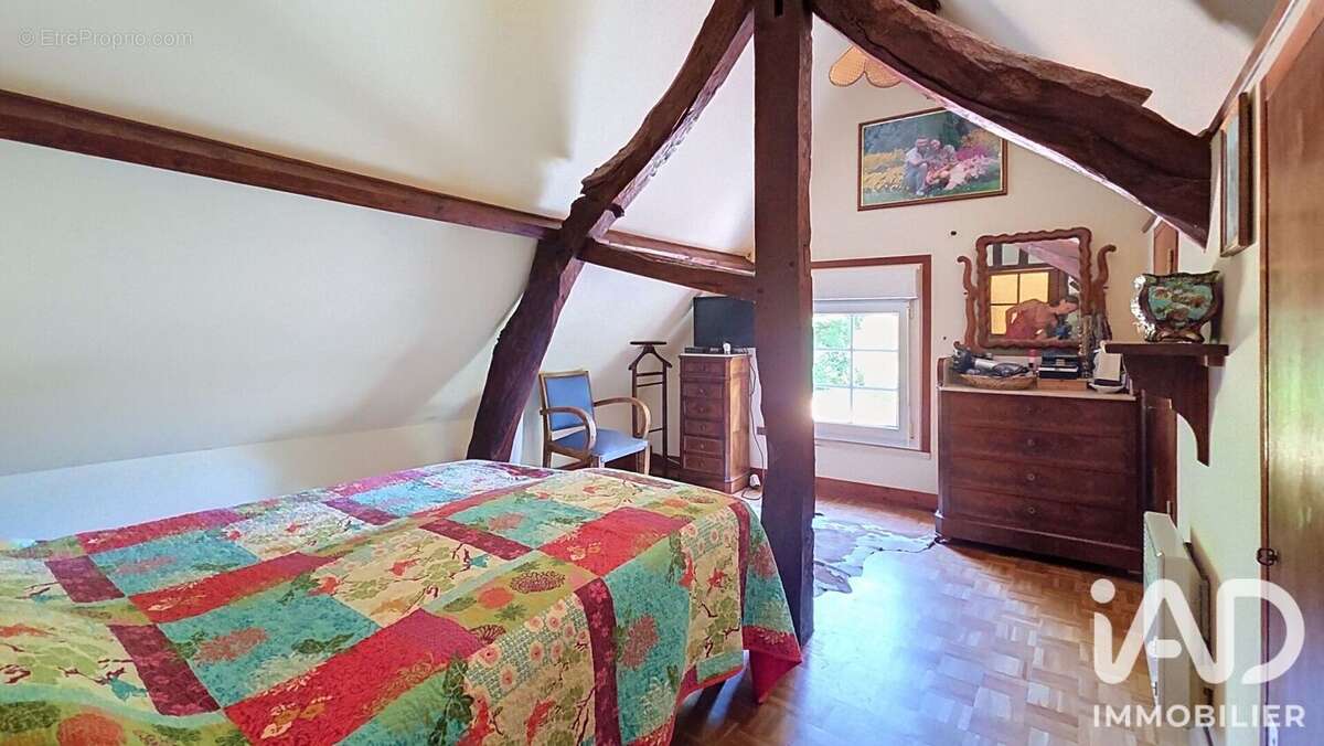 Maison 140 m² à Castillon-En-Auge  - photo 9